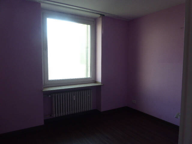 BEZUGSFREI IN 1A-LAGE RATHWESTFALENSTR. 8 RÄUME+2 BÄDER+WC KOMPLETT LAMINAT 3 EINGÄNGE ERDGESCHOSS 8 zimmer