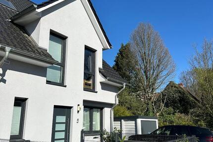 Moderner Neubau mit Garten in Vennhausen - Tannenhof