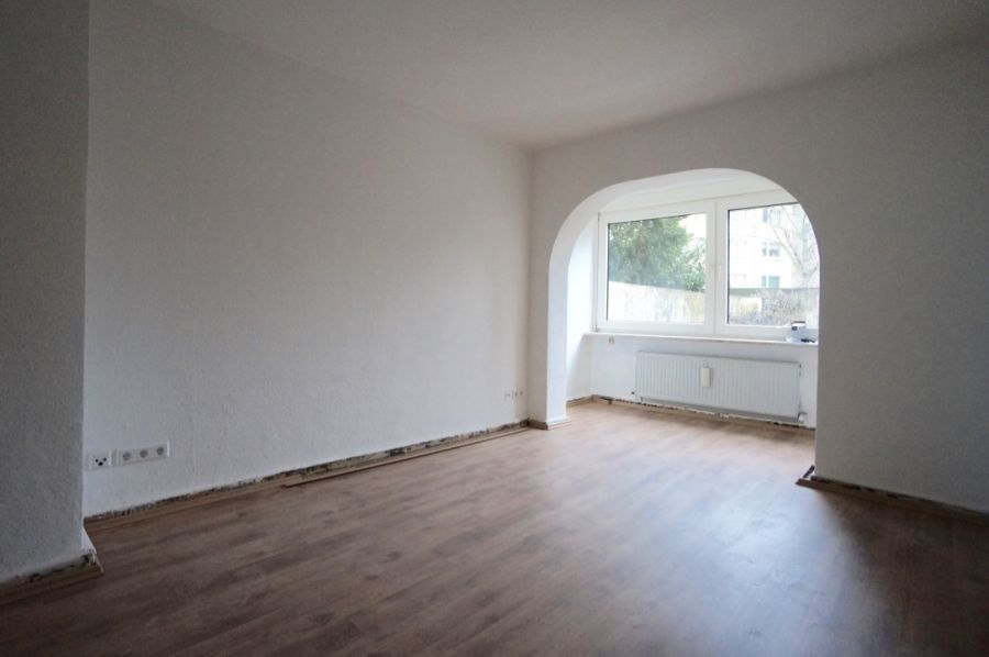 Schöne 3 Zimmer Wohnung im gepflegten Haus ! 3 zimmer
