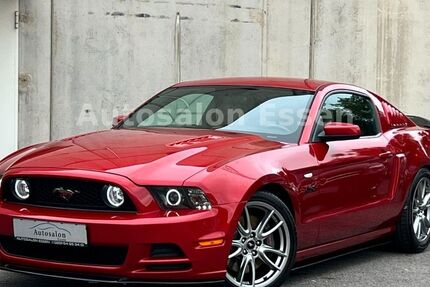 Ford Mustang 77.258 km 24.990 € Essen 45141