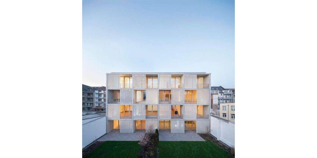 Etagenwohnung Düsseldorf Friedrichstadt - 2 Zimmer, 93 m&sup2;, 1.674&euro; | Angebot:25590400