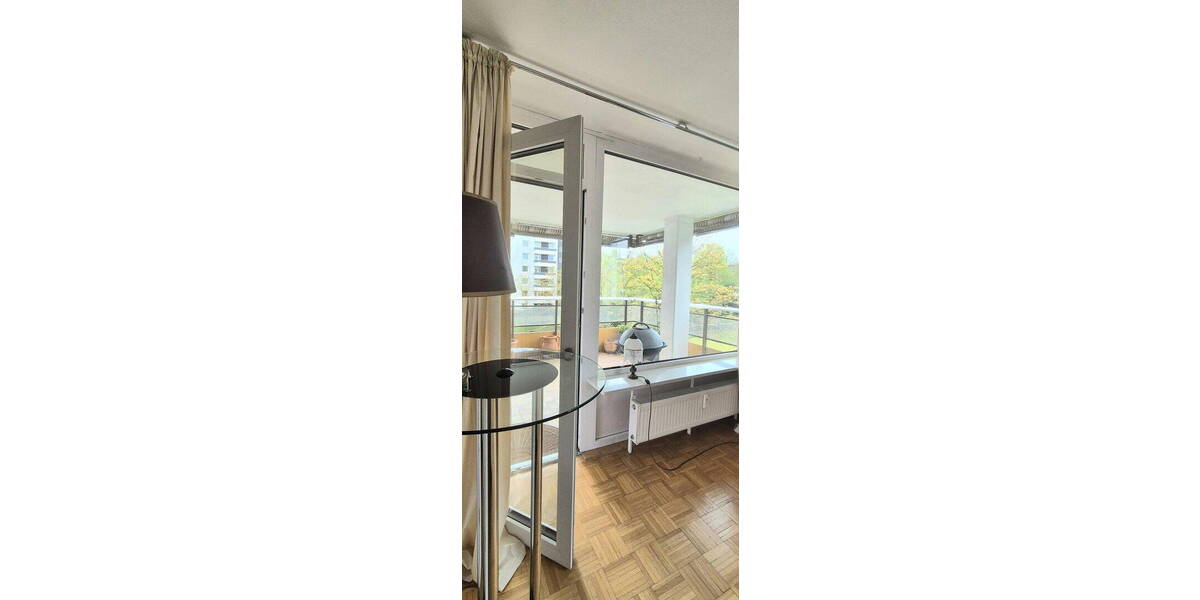 Etagenwohnung Essen Stadtwald - 2 Zimmer, 70 m&sup2;, 215.000&euro; | Angebot:26128173