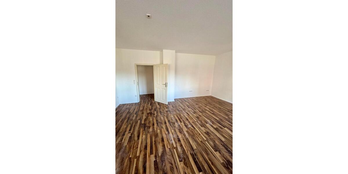 Erdgeschoßwohnung Gelsenkirchen Gelsenkirchen-Mitte - 4 Zimmer, 98 m&sup2;, 750&euro; | Angebot:25433180