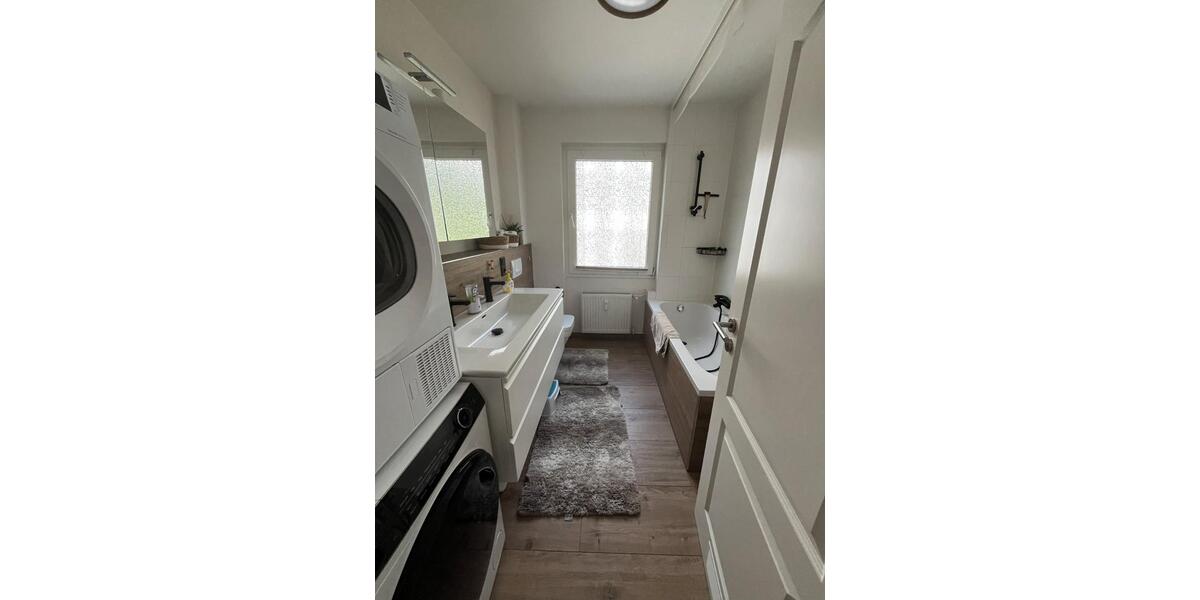 Etagenwohnung Duisburg Laar - 3 Zimmer, 80 m&sup2;, 210.000&euro; | Angebot:27024033