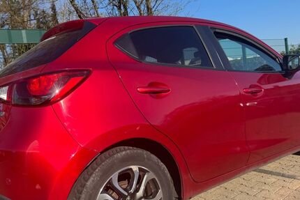 Mazda 2 151.432 km 6.900 € Wuppertal 42389