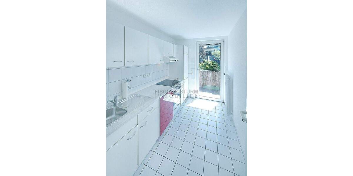 Düsseldorf-Oberkassel: Helle 3-Zimmer-Balkonwohnung in Rheinnähe! 3 zimmer