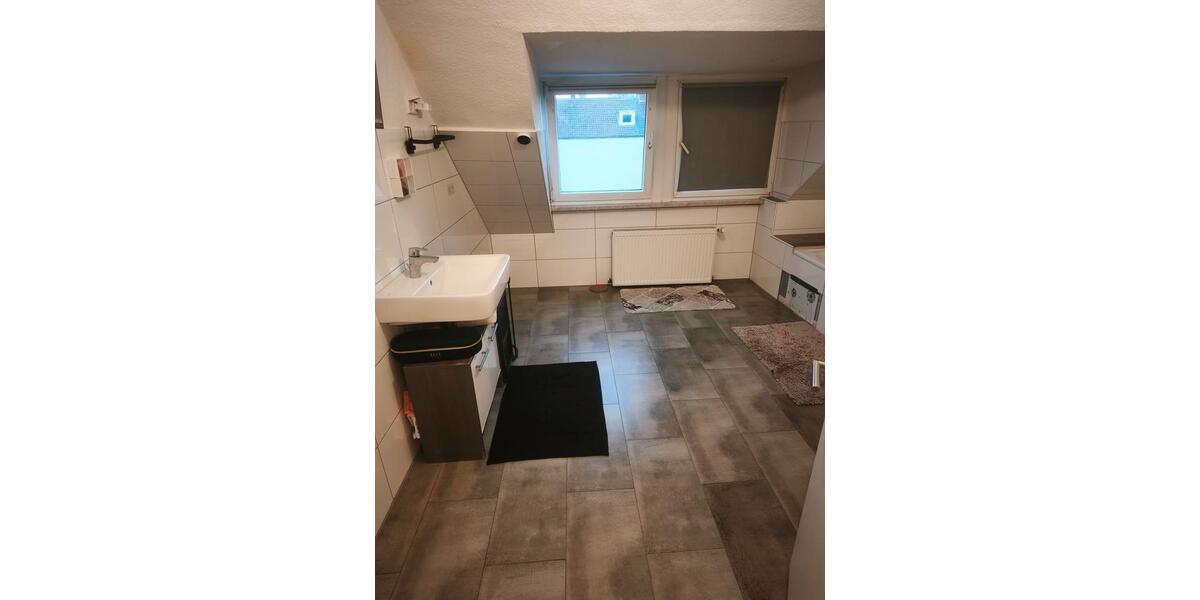 Dachgeschosswohnung 3 zimmer