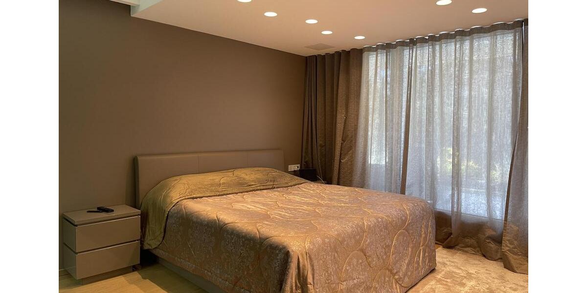 Designer Maisonette-Wohnung nähe Zoopark mit Blick ins Grüne, Fussbodenheizung, Kamin, Terrasse 5 zimmer