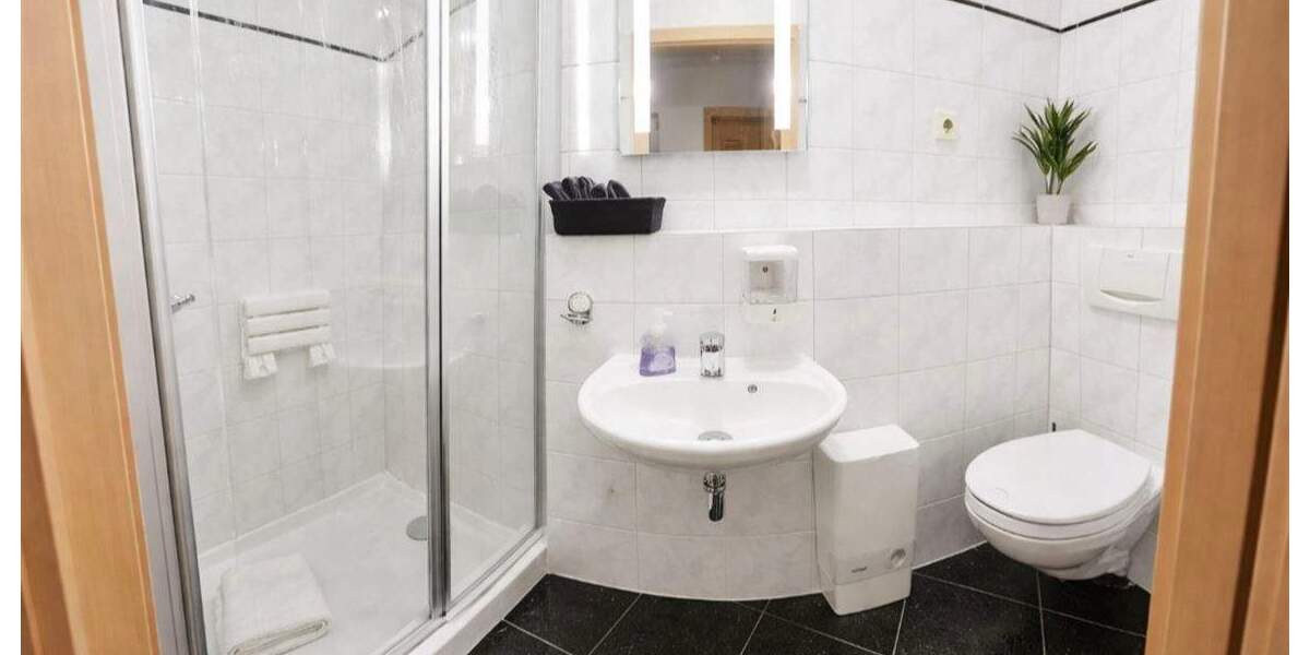 Etagenwohnung Krefeld Hüls - 3 Zimmer, 78 m&sup2;, 270.000&euro; | Angebot:24748502