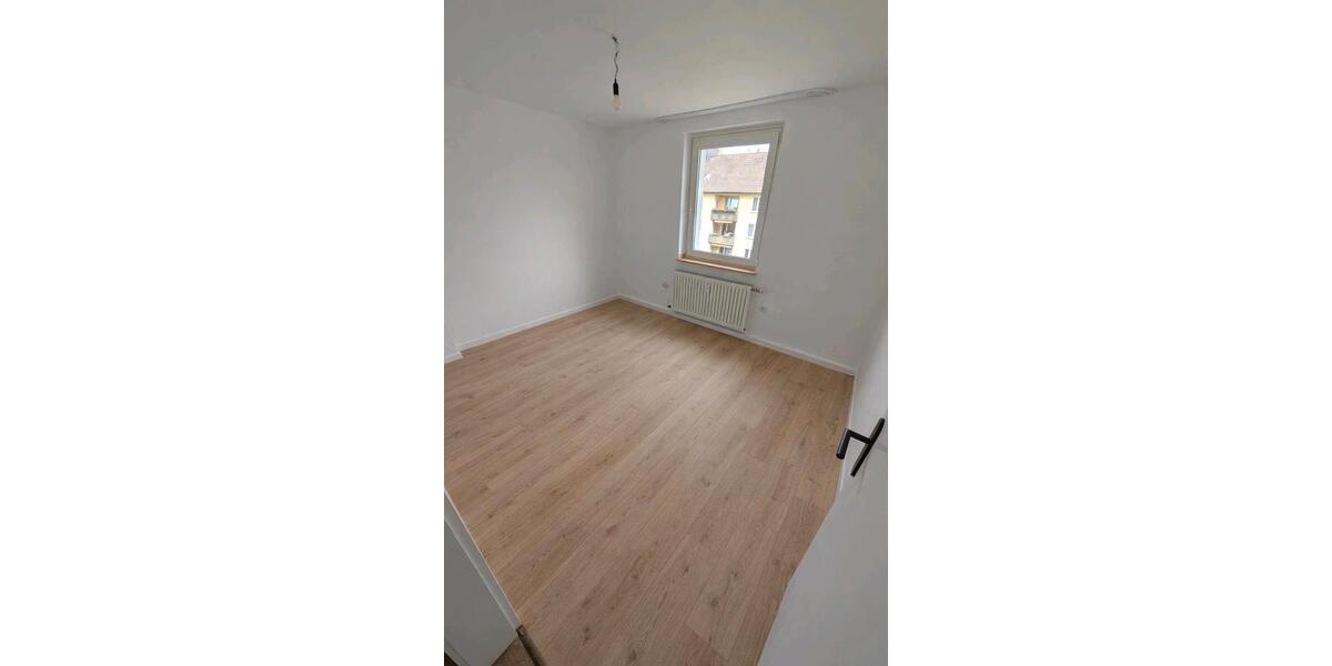 Etagenwohnung Krefeld Dießem - 3 Zimmer, 68 m&sup2;, 980&euro; | Angebot:25596609