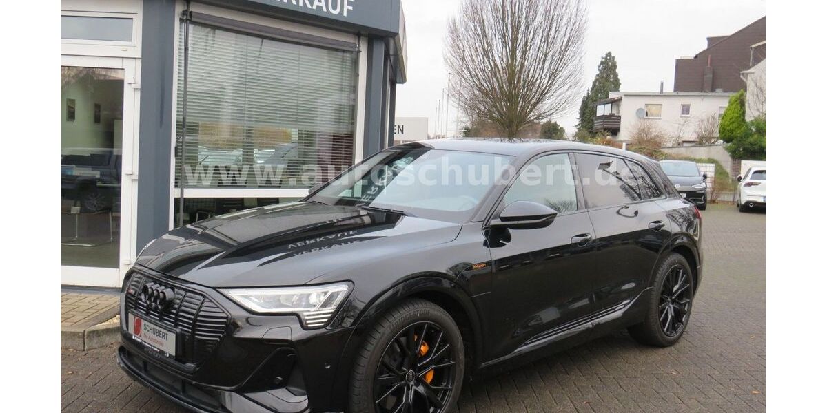 Audi e-tron 30.618 km 47.900 &euro; Gladbeck 45964