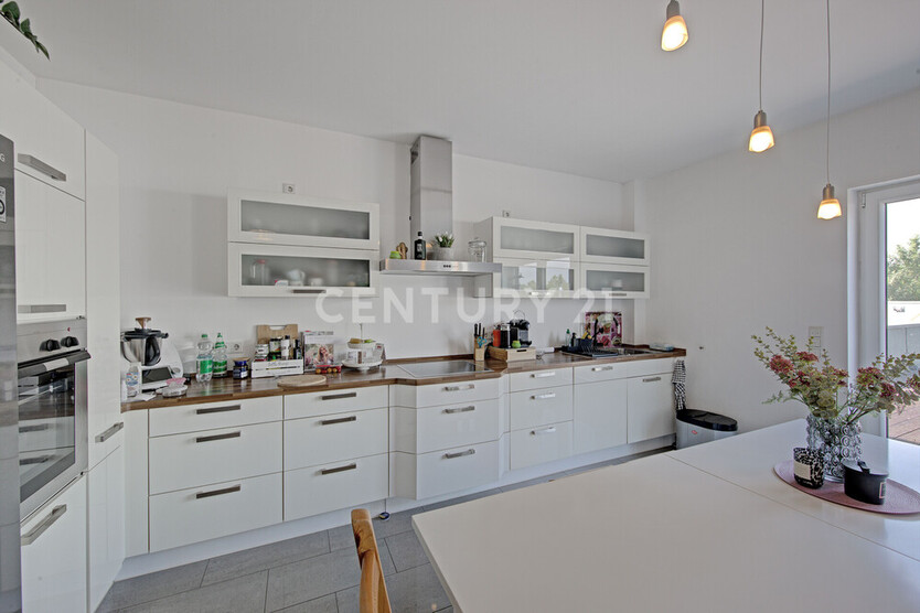 Arbeiten und exklusives Wohnen an einem Ort! 4 zimmer