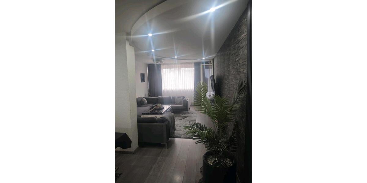 Etagenwohnung Bochum Laer - 3.5 Zimmer, 80 m&sup2;, 165.000&euro; | Angebot:25223227