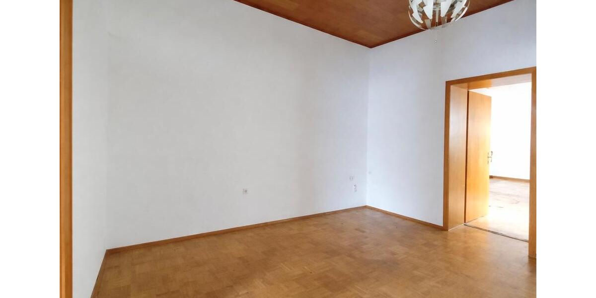 Erdgeschoßwohnung Duisburg Beeck - 4 Zimmer, 80 m&sup2;, 500&euro; | Angebot:26234172