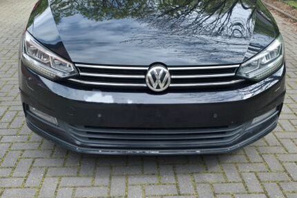 VW Touran 255.000 km 9.800 &euro; Duisburg 47178