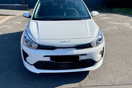 Kia Rio 26.182 km 15.900 &euro; Krefeld 47829