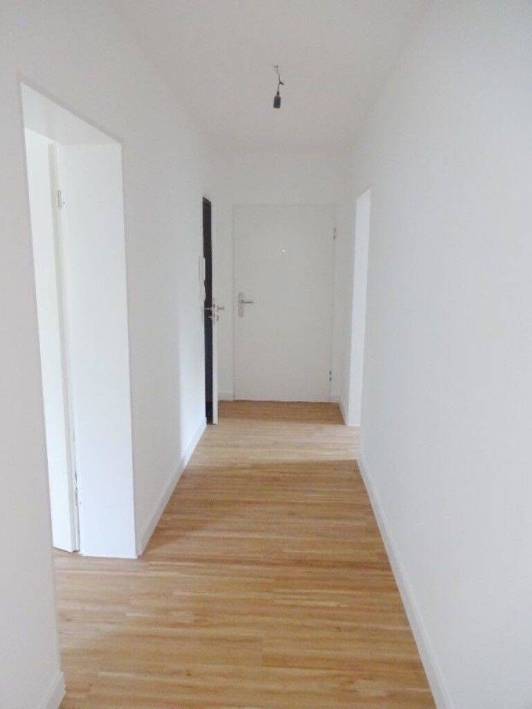 Ruhige 5-Zimmer-Wohnung in Düsseldorf-Ludenberg mit moderner Einbauküche - in direkte Waldlage! 5 zimmer