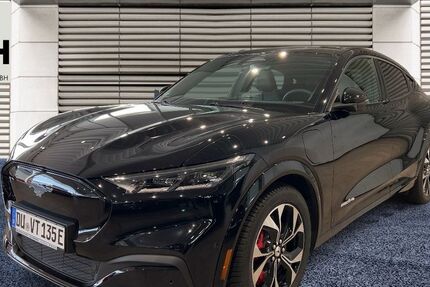 Ford Mustang Mach-E 71.700 km 26.990 &euro; Duisburg 47057