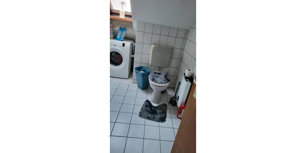 Dachgeschoßwohnung Bochum Günnigfeld - 1 Zimmer, 42 m&sup2;, 400&euro; | Angebot:26237045