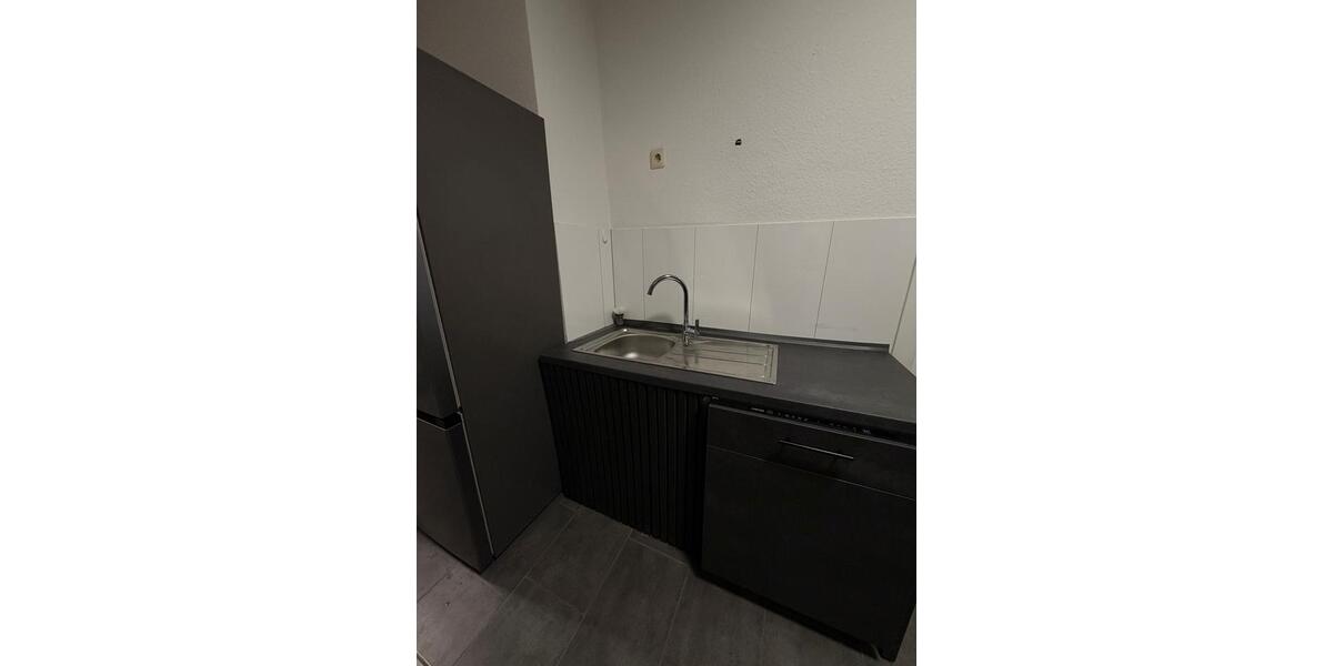 Etagenwohnung Düsseldorf Oberbilk - 3 Zimmer, 94 m&sup2;, 1.278&euro; | Angebot:26385455