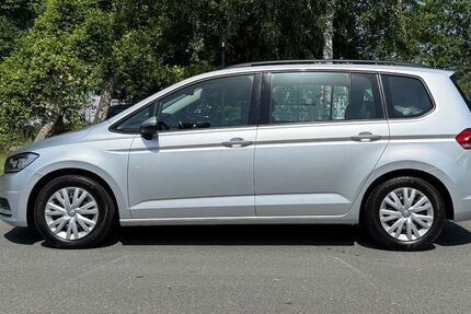 VW Touran 225.800 km 7.999 &euro; Bottrop 46236