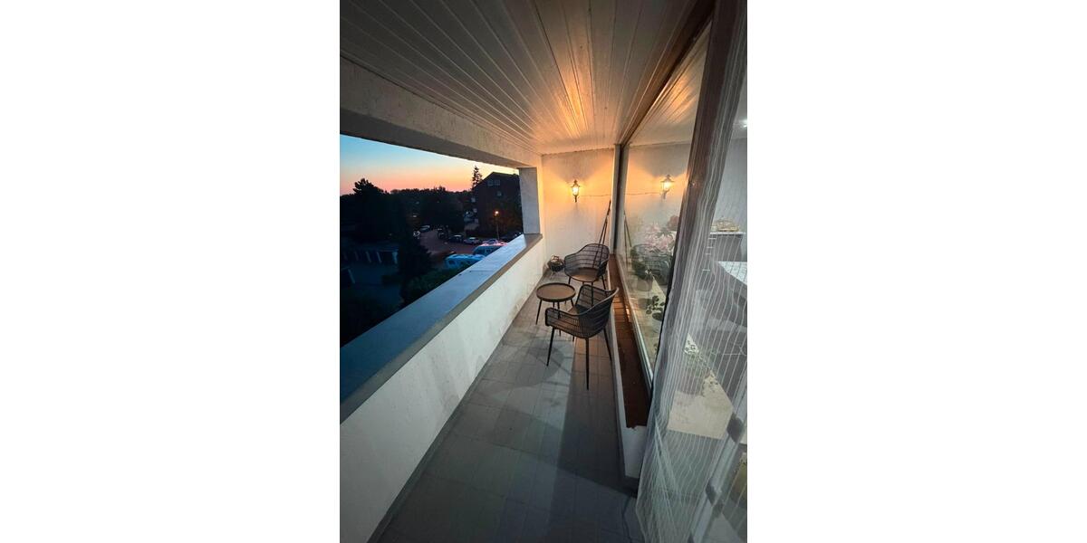 Dachgeschoßwohnung Duisburg Rheinhausen - 3.5 Zimmer, 80 m&sup2;, 198.000&euro; | Angebot:27258760