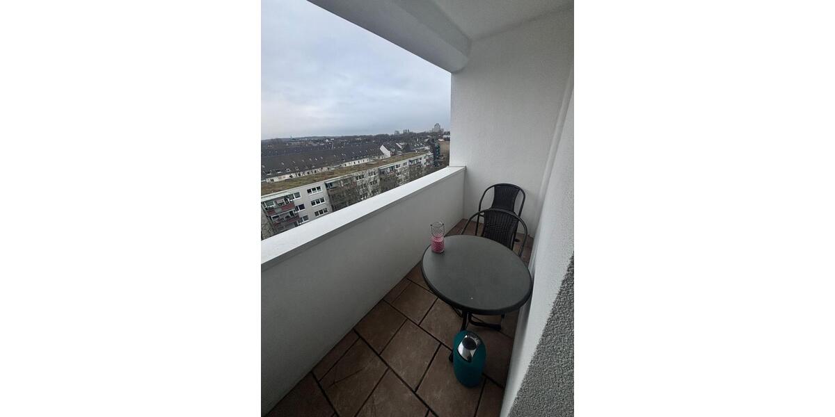 Etagenwohnung Dinslaken Hiesfeld - 3.5 Zimmer, 100 m&sup2;, 1.100&euro; | Angebot:25221273