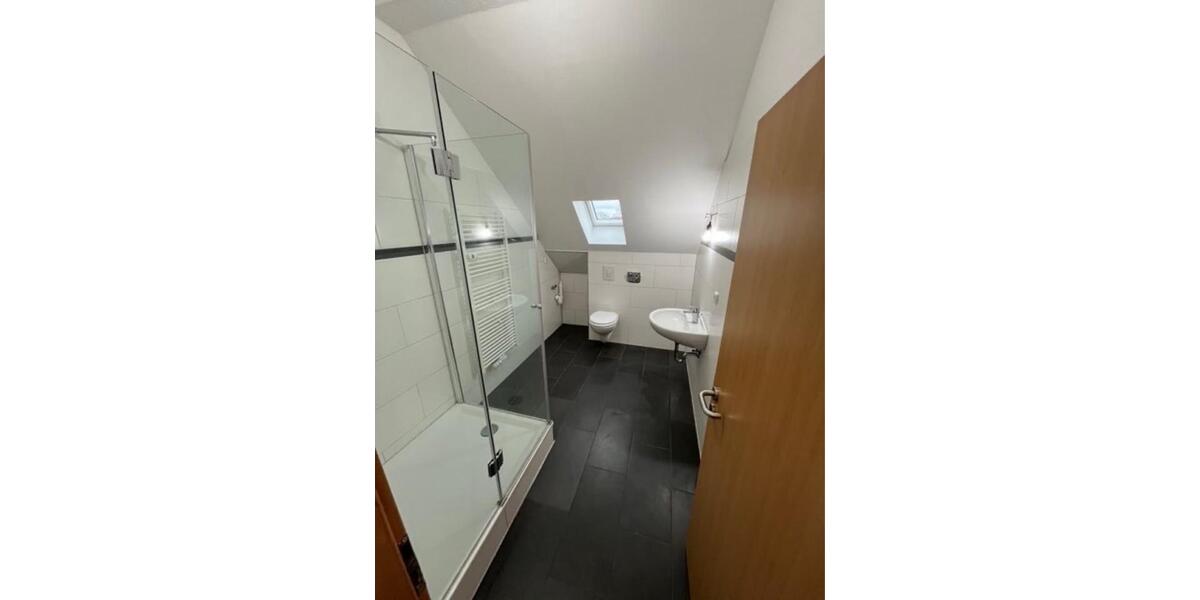 Dachgeschoßwohnung Herne Wanne-Bickern - 2 Zimmer, 65 m&sup2;, 550&euro; | Angebot:24535144