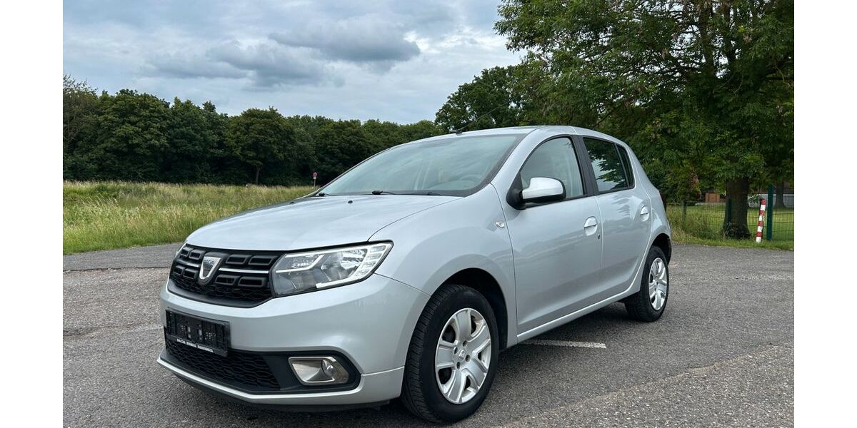Dacia Sandero 82.000 km 3.990 &euro; Neukirchen-Vluyn 47506