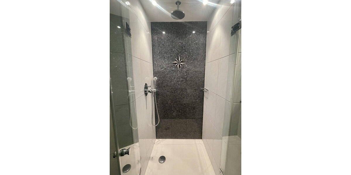 Etagenwohnung Düsseldorf Düsseltal - 2 Zimmer, 49 m&sup2;, 299.000&euro; | Angebot:26426709
