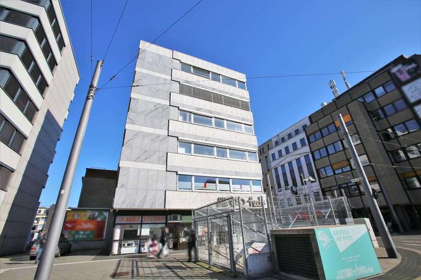 Büro in Krefeld 495 € 77 m²