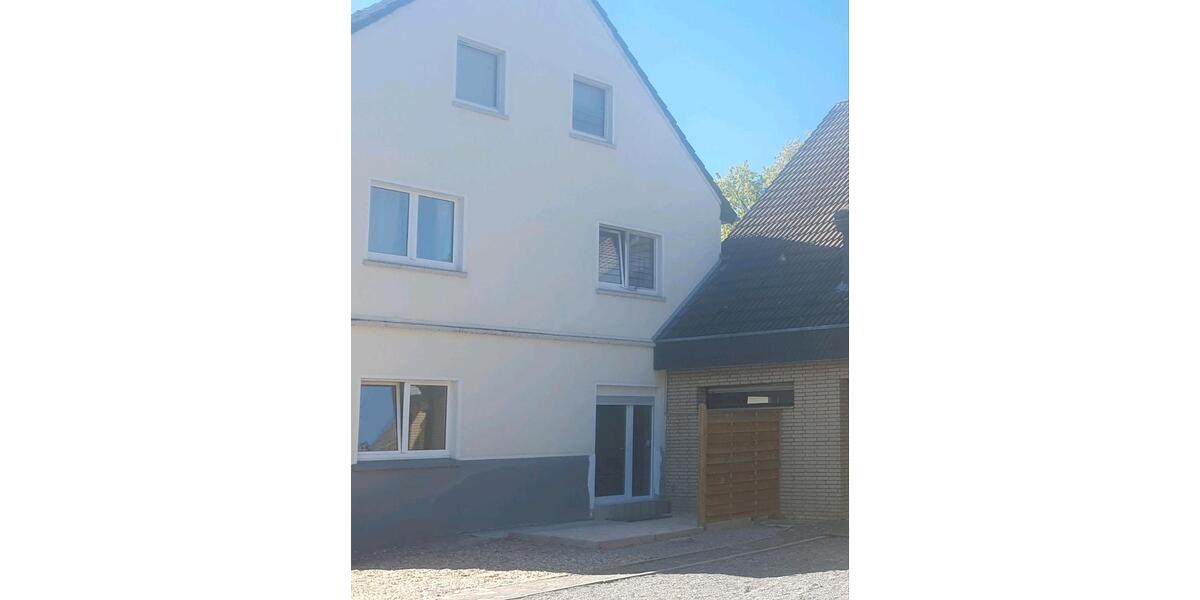 Erdgeschoßwohnung Tönisvorst - 3 Zimmer, 84 m&sup2;, 840&euro; | Angebot:26386952