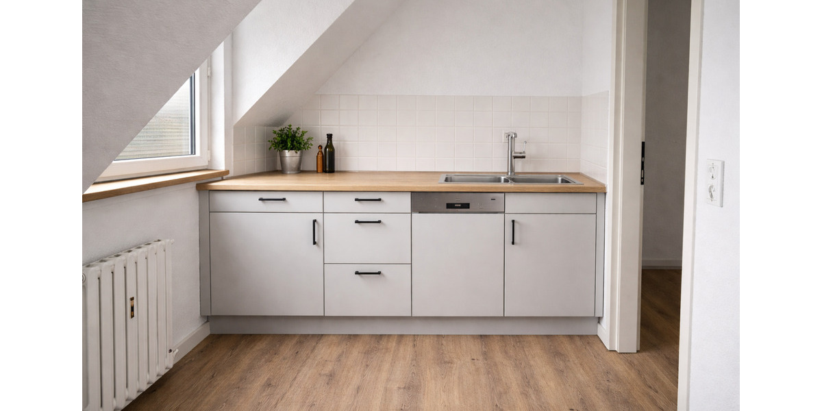 Hochwertig modernisierte 2,5-Zimmer-Dachgeschosswohnung in Duisbu 2.5 zimmer