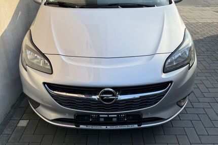 Opel Corsa 33.800 km 9.000 &euro; Bottrop 46238