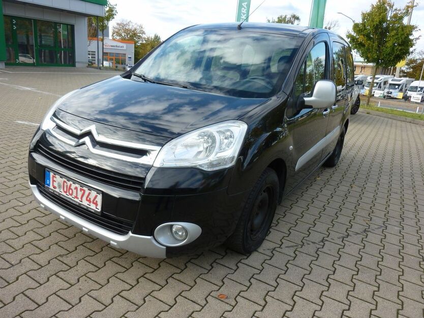 Citroen Berlingo 144.000 km 4.950 € Essen 45144