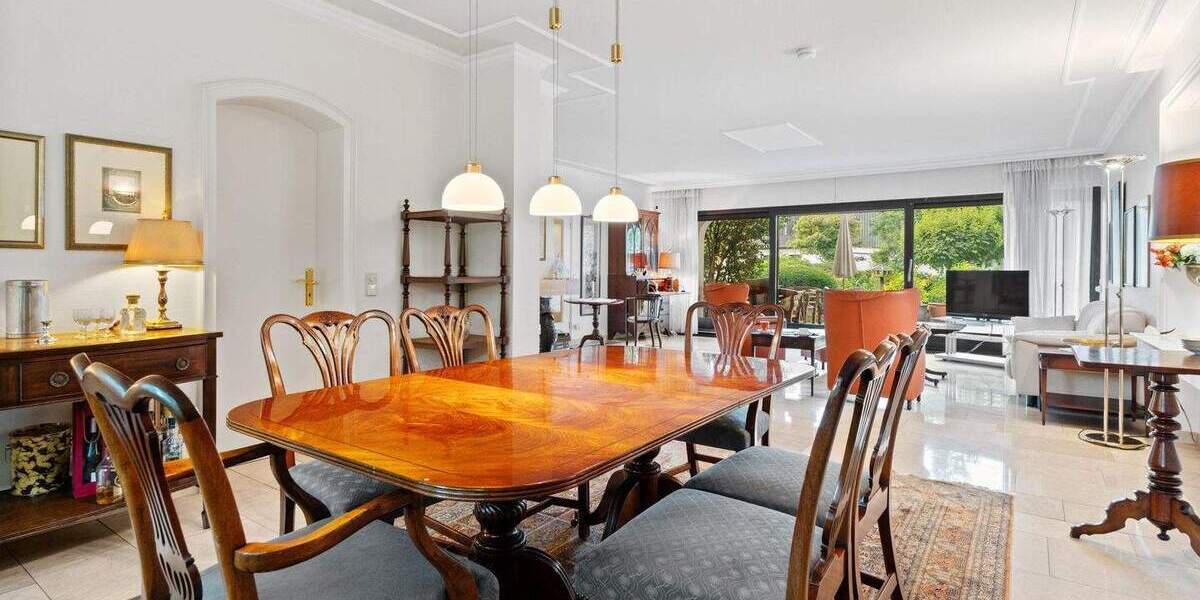 Einfamilienhaus Ratingen Hösel - 8 Zimmer, 303 m&sup2;, 1.450.000&euro; | Angebot:24462555