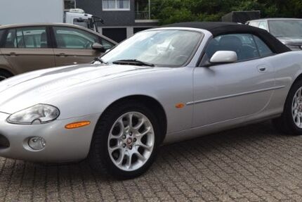 Jaguar XKR