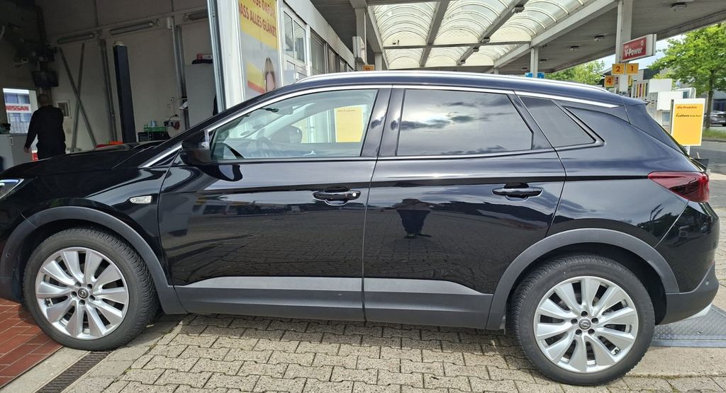 Opel Grandland (X) 114.500 km 17.500 &euro; Oberhausen 46045