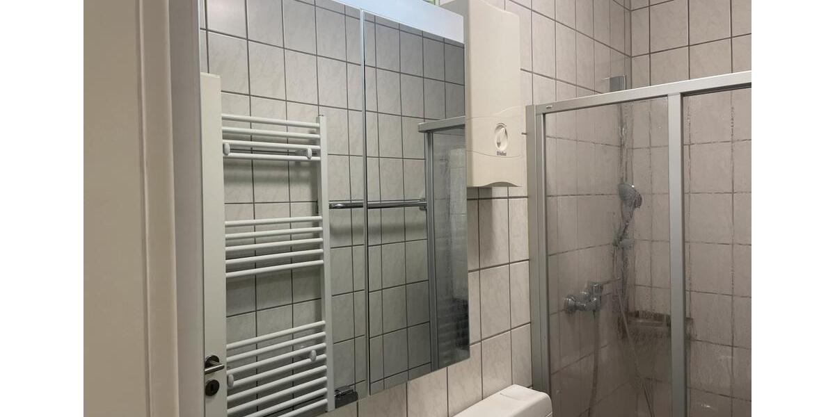 Erdgeschoßwohnung Krefeld Fischeln - 1 Zimmer, 38 m&sup2;, 750&euro; | Angebot:26103058