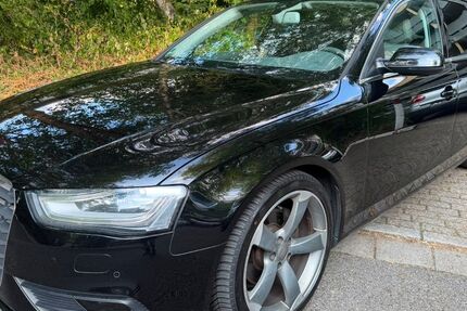 Audi A4 235.059 km 5.700 &euro; Essen 45276