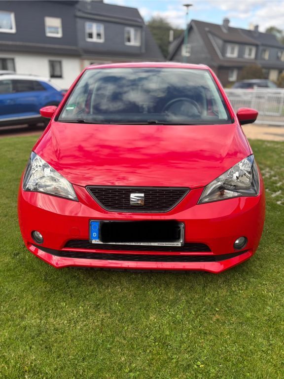 Seat Mii 41.700 km 7.400 € Oberhausen 46117