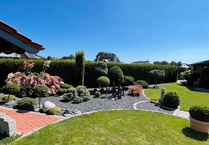 FamilientraumMehrgenerationsimmobilie mit Baugrundstück zimmer