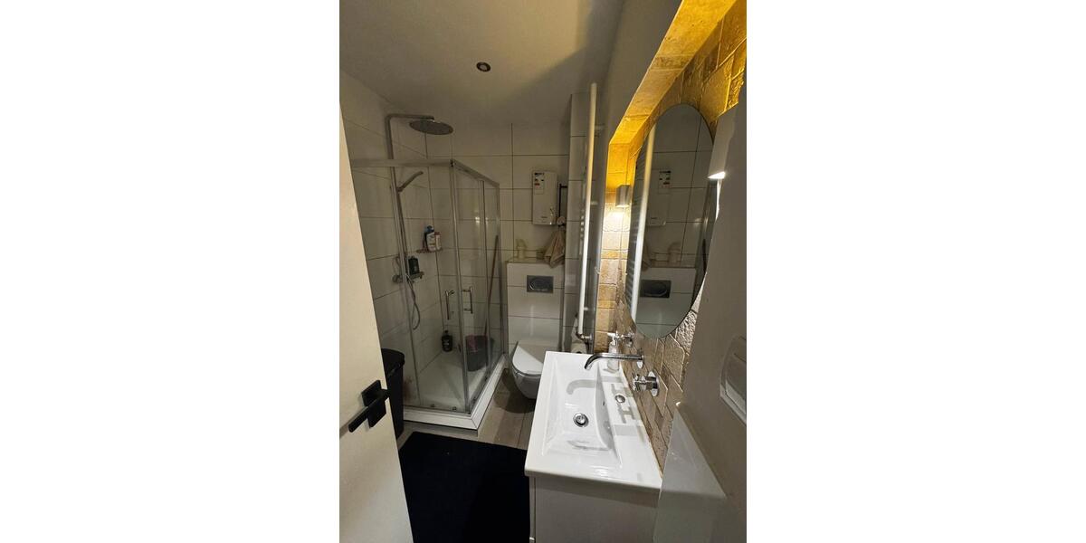Etagenwohnung Duisburg Duisburg-Mitte - 3.5 Zimmer, 77 m&sup2;, 179.000&euro; | Angebot:27004144