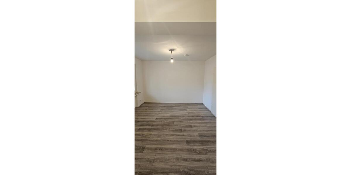 Etagenwohnung Oberhausen Rothebusch - 2 Zimmer, 63 m&sup2;, 489&euro; | Angebot:25418822