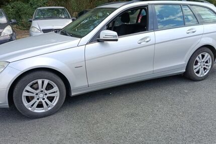 Mercedes-Benz C 200 286.000 km 3.990 &euro; Recklinghausen 45659