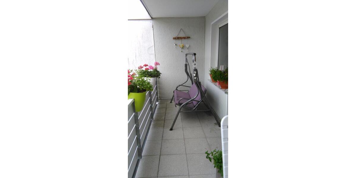 50m² Apartment große Balkon Aufzug Barrierearm Stellplatz Küche 1 zimmer