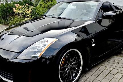 Nissan 350Z 99.850 km 14.950 &euro; Oberhausen 46047