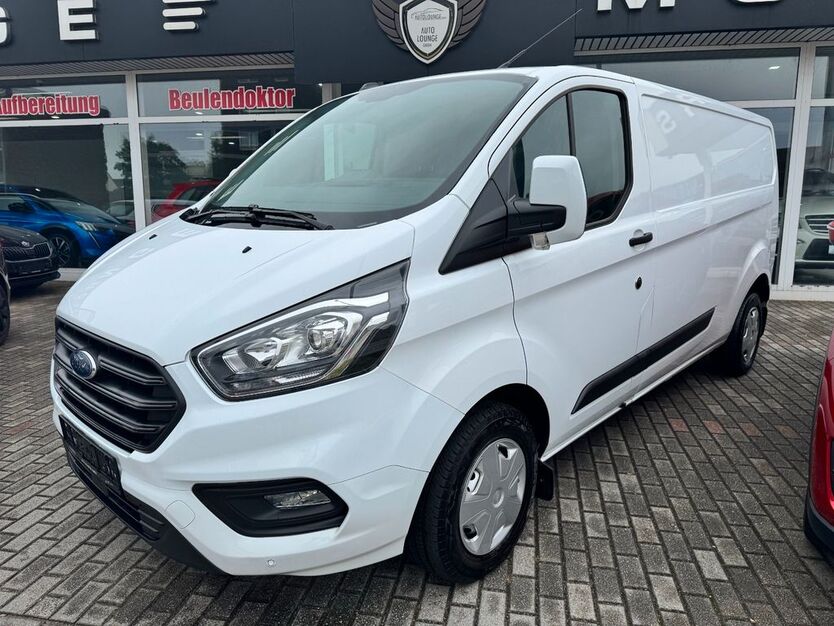 Ford Transit Custom 151.792 km 14.990 € Moers 47443