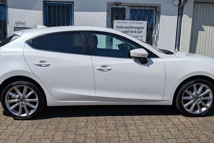 Mazda 3 21.918 km 16.600 € Düsseldorf 40472