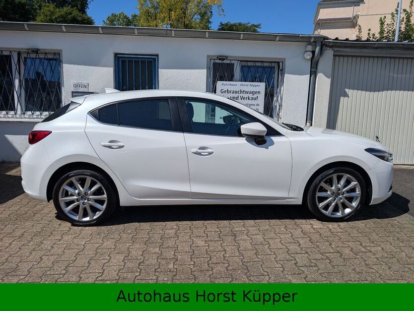 Mazda 3 21.918 km 16.600 € Düsseldorf 40472